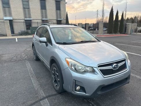 Used 2017 Subaru Crosstrek 2.0i Limited w/ Popular Package #2 image 2