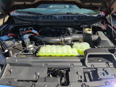 New 2025 Ford F150 Lariat w/ Equipment Group 501A Mid image 31