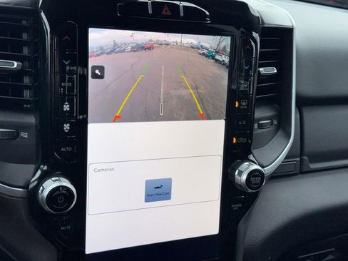 Used 2022 RAM 1500 Big Horn image 23