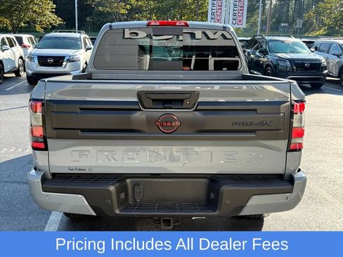 Used 2025 Nissan Frontier PRO-4X w/ Pro Convenience Package AWD/4WD image 7