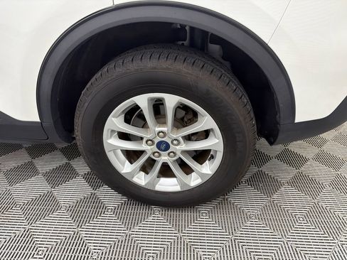 Used 2022 Ford Escape SE w/ Cold Weather Package AWD/4WD image 19
