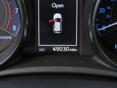 Used 2017 Toyota Corolla iM image 23