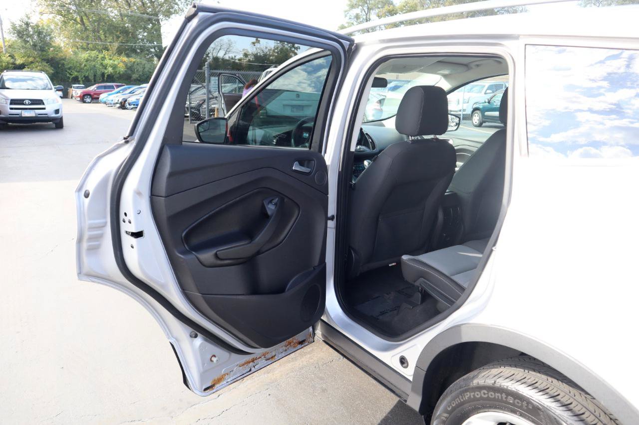 Used 2014 Ford Escape SE w/ Equipment Group 201A AWD/4WD image 16