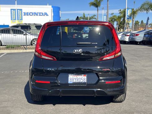 Used 2021 Kia Soul GT-Line image 24