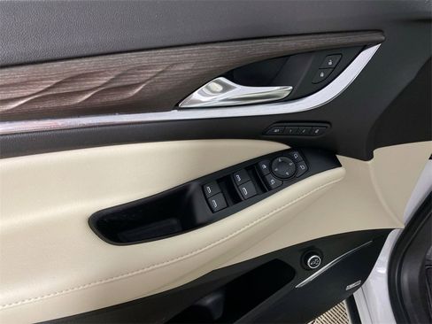 Used 2023 Buick Enclave Avenir w/ Avenir Technology Package image 13