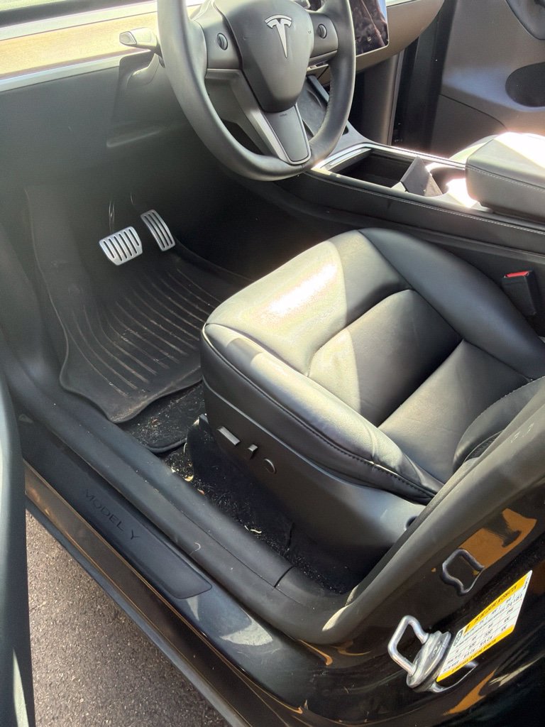 Used 2024 Tesla Model Y Performance AWD/4WD image 20