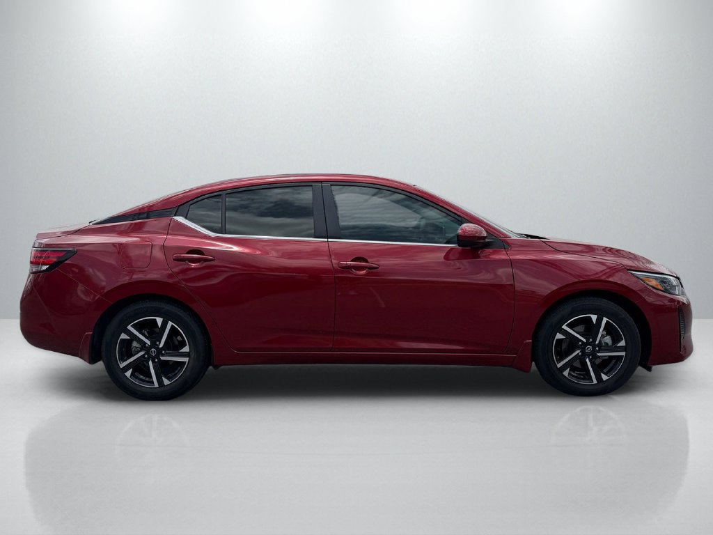 Used 2025 Nissan Sentra SV FWD image 4