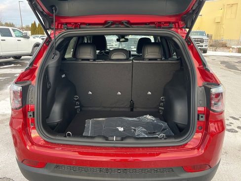 New 2026 Jeep Compass Limited image 17