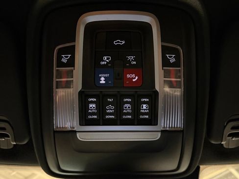 Used 2022 RAM 1500 TRX w/ TRX Level 2 Equipment Group AWD/4WD image 18