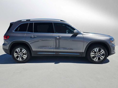 New 2026 Mercedes-Benz GLB 250 image 2