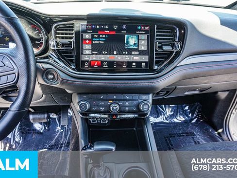 Used 2025 Dodge Durango GT RWD image 43