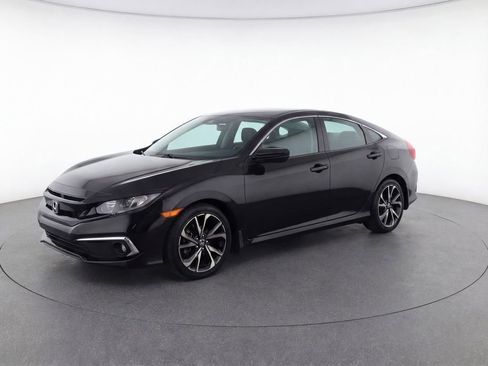 Used 2020 Honda Civic Sport image 2