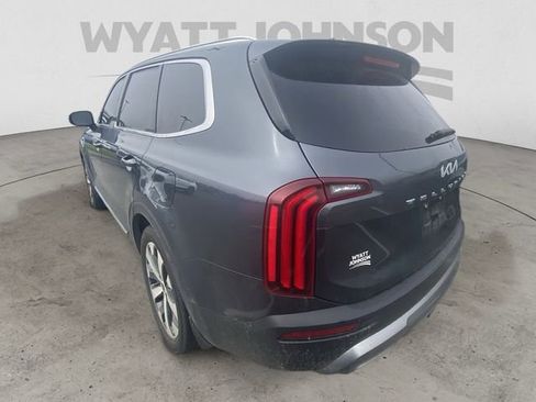 Used 2022 Kia Telluride EX w/ EX Premium Package image 7