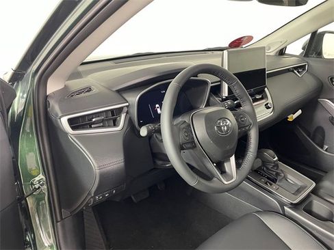 New 2026 Toyota Corolla Cross XLE w/ Convenience Package image 2