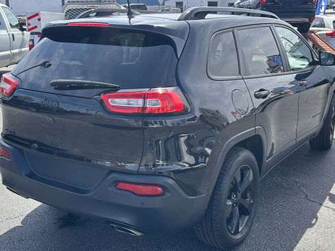 Used 2018 Jeep Cherokee Limited w/ High Altitude Package image 5