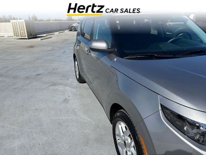 Used 2025 Kia Soul LX w/ LX Technology Package