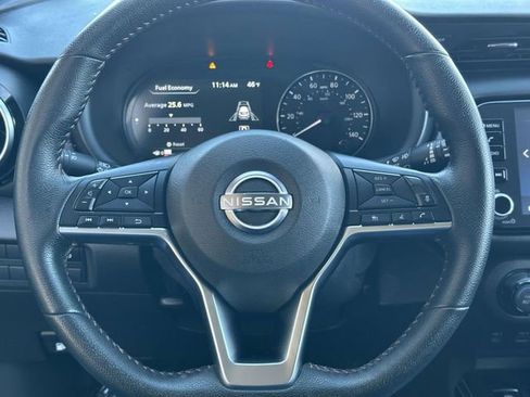Used 2023 Nissan Kicks SR w/ SR Premium Package image 22