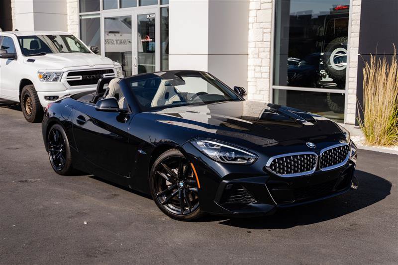 Used 2020 BMW Z4 sDrive30i w/ M Sport Package RWD image 3