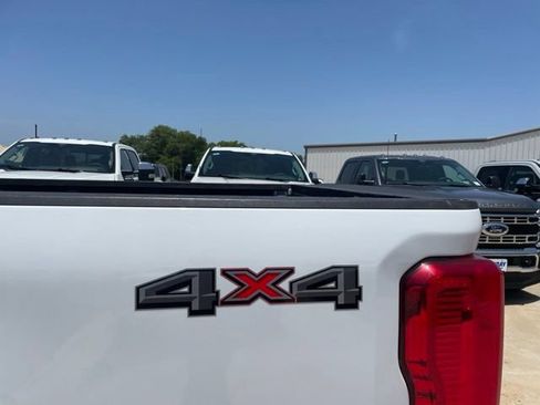 Used 2025 Ford F250 XLT AWD/4WD image 8