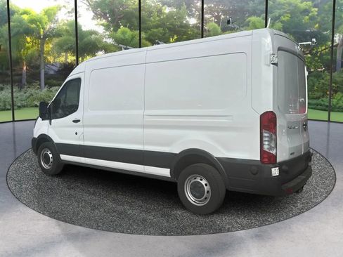 Used 2017 Ford Transit 250 148 Medium Roof RWD image 7