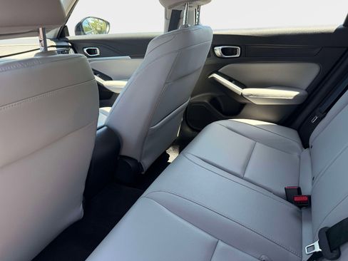 Used 2025 Acura Integra FWD image 13