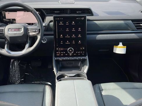 New 2027 GMC Terrain AT4 w/ Convenience Package III AWD/4WD image 17