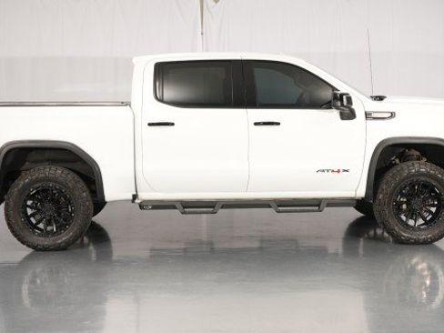 Used 2024 GMC Sierra 1500 AT4X w/ AT4X AEV Edition AWD/4WD image 9