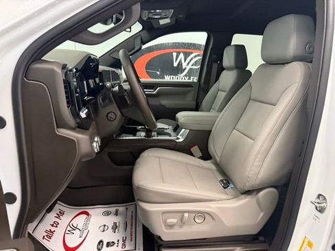 New 2026 GMC Sierra 1500 SLT w/ SLT Premium Plus Package image 11