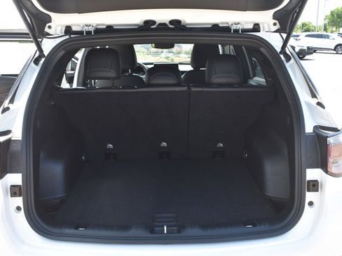 Used 2025 Jeep Compass Trailhawk AWD/4WD image 19