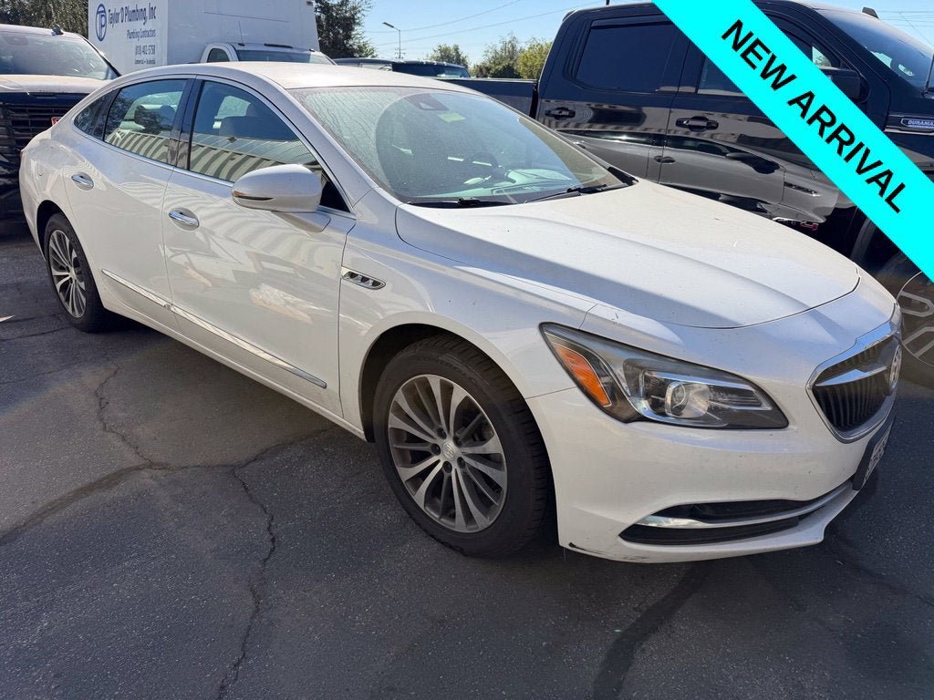 Used 2017 Buick LaCrosse Premium FWD image 2