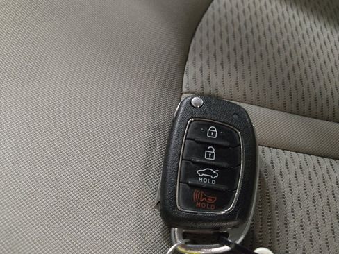 Used 2019 Hyundai Sonata SE FWD image 32