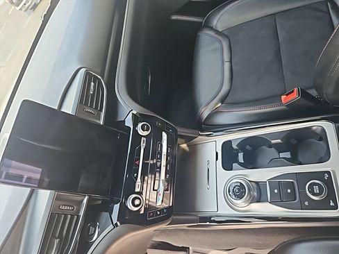 Used 2024 Ford Explorer ST w/ Equipment Group 401A AWD/4WD image 19
