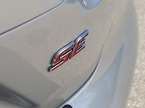 Used 2024 Toyota Corolla SE image 7
