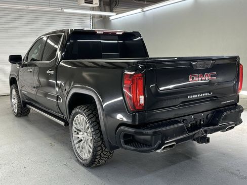 Used 2019 GMC Sierra 1500 Denali w/ Denali Ultimate Package AWD/4WD image 7