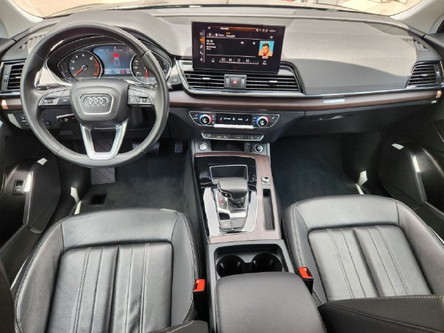 Used 2023 Audi Q5 2.0T Premium w/ Convenience Package AWD/4WD image 24