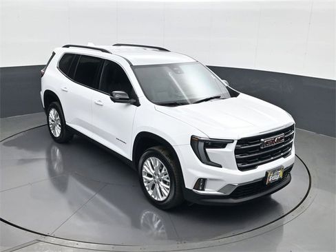 Used 2024 GMC Acadia Elevation image 16