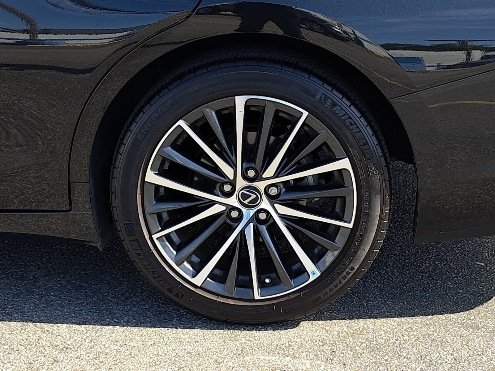 Used 2024 Lexus ES 350 w/ Premium Package FWD image 35