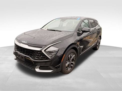 Used 2025 Kia Sportage EX FWD image 3