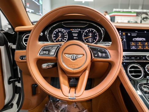 Used 2024 Bentley Continental GT Mulliner AWD/4WD image 15
