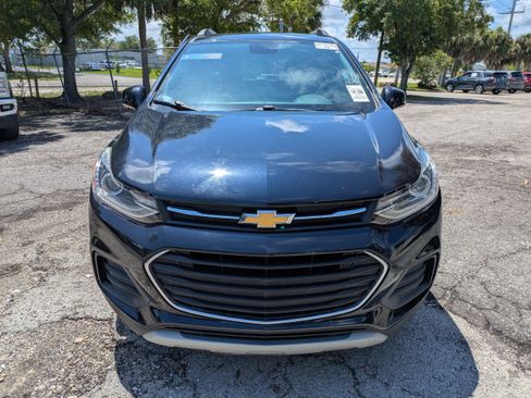 Used 2022 Chevrolet Trax LT AWD/4WD image 9