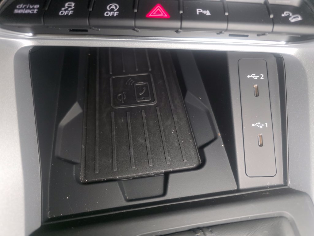 Certified 2025 Audi Q3 2.0T Premium w/ Convenience Package AWD/4WD image 26