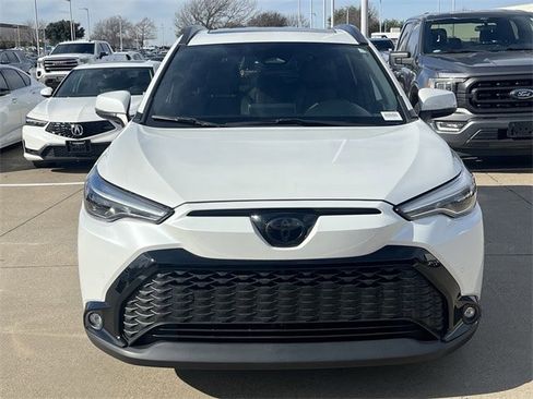 Used 2023 Toyota Corolla Cross AWD Hybrid image 8