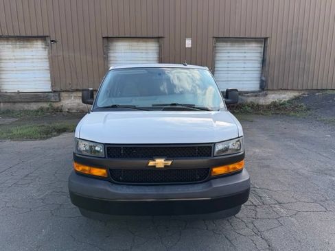 Used 2021 Chevrolet Express 2500 w/ Driver Convenience Package RWD image 2