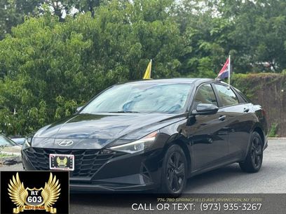 Used 2022 Hyundai Elantra SEL w/ Convenience Package