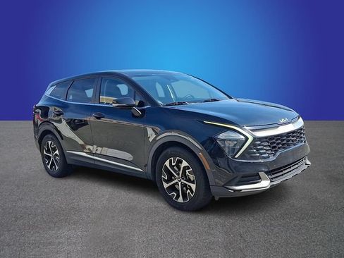 Used 2023 Kia Sportage EX FWD image 2