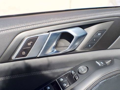 Used 2023 BMW X5 xDrive40i w/ Executive Package image 35