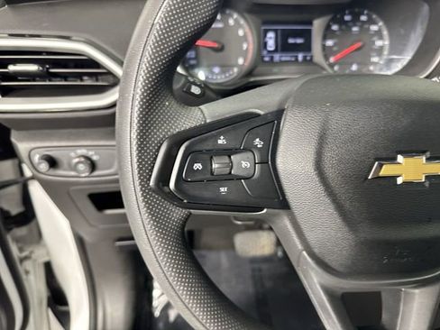 Used 2023 Chevrolet TrailBlazer LS AWD/4WD image 12