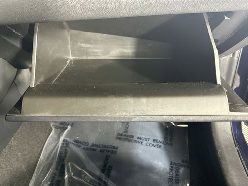 Used 2020 Toyota Corolla LE FWD image 31