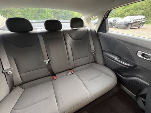 Used 2026 Kia K4 FWD image 30