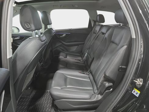 Used 2023 Audi Q7 3.0T Prestige w/ Prestige Package AWD/4WD image 25